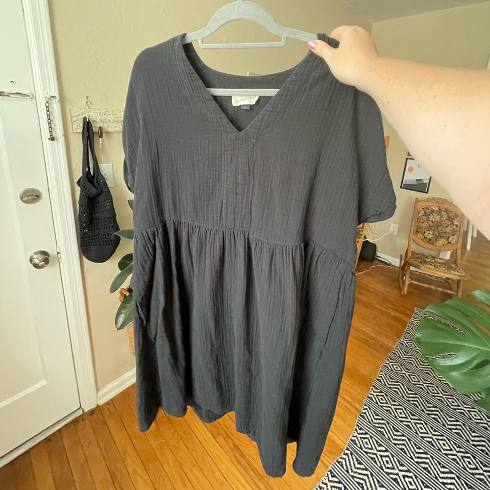 The perfect everyday black dress